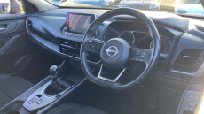 Nissan Qashqai 1.3 DiG-T MH Acenta Premium 5dr Petrol Hatchback